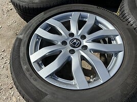 Honda Siunciam, 7,5J ET40 light alloy R17 rims