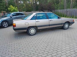 Audi 100 1987 y Sedan