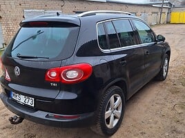 Volkswagen Tiguan 2009 y Off-road / Crossover