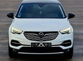 Opel Grandland X 2017 y Off-road / Crossover