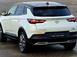 Opel Grandland X 2017 y Off-road / Crossover