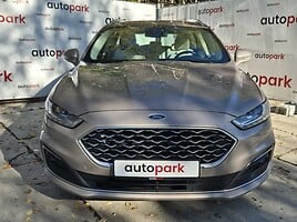 Ford Mondeo Hybrid 2020 y