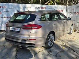 Ford Mondeo Hybrid 2020 y