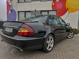 Mercedes-Benz E 220 2005 г Седан