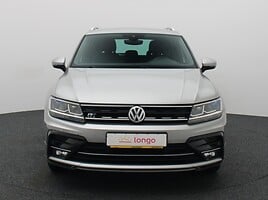 Volkswagen Tiguan 2018 г Внедорожник / Кроссовер