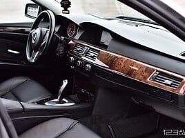 Bmw 530 2010 г Седан