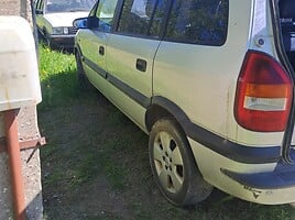 Opel Zafira 2002 m Vienatūris