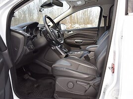 Ford Kuga AWD A/T 2015 г