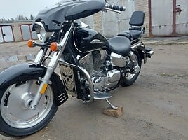 Honda VTX 2005 y Chopper / Cruiser / Custom motorcycle