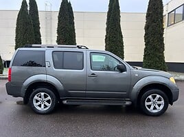 Nissan Pathfinder 4 x 4 2007 m