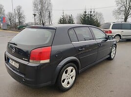 Opel Signum 2006 m Universalas