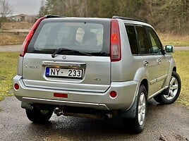 Nissan X-Trail 2006 г Внедорожник / Кроссовер