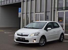 Toyota Auris 2011 г Хэтчбек