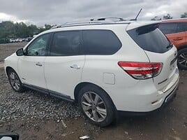 Nissan Pathfinder 2014 m Visureigis / Krosoveris