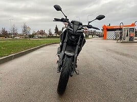 Yamaha MT 2023 y Classical / Streetbike motorcycle