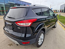 Ford Kuga 2015 г Внедорожник / Кроссовер