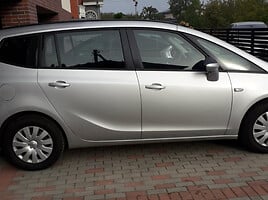 Opel Zafira 2015 m Vienatūris