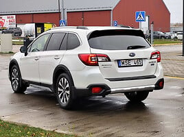 Subaru OUTBACK 2015 m Universalas