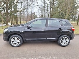 Nissan Qashqai 2011 y Off-road / Crossover