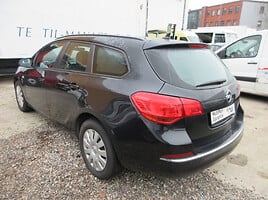 Opel Astra 2015 г Универсал