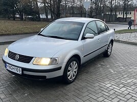 Volkswagen Passat 1999 y Sedan