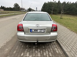 Toyota Avensis 2007 г Хэтчбек