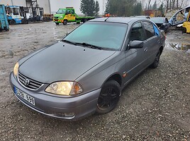 Toyota Avensis 2002 m dalys