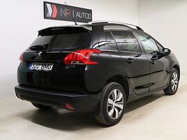 Peugeot 2008 2014 y Off-road / Crossover