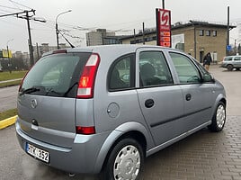 Opel Meriva 2004 y Hatchback