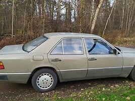 Mercedes-Benz E 200 1991 г Седан