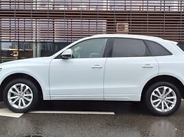 Audi Q5 2013 y Off-road / Crossover