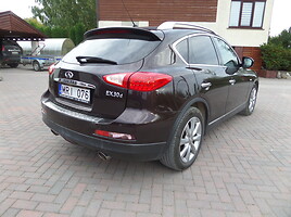 Infiniti EX30 2010 y Hatchback