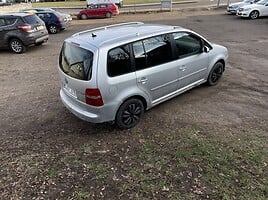 Volkswagen Touran 2004 m Vienatūris