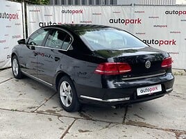 Volkswagen Passat 2011 y Sedan