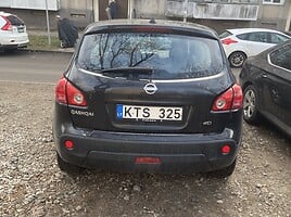 Nissan Qashqai 2008 y Van