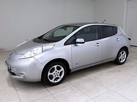 Nissan Leaf 2013 г Хэтчбек