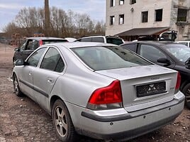 Volvo S60 2004 m dalys