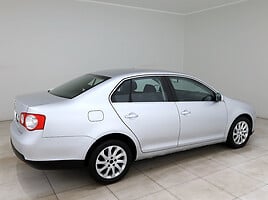 Volkswagen Jetta 2007 г Седан