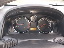 Opel Antara 2008 m Visureigis / Krosoveris