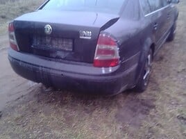 Skoda Superb 2006 y parts