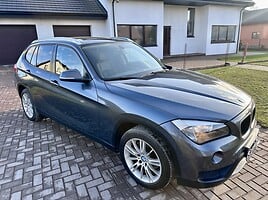 Bmw X1 2013 г Внедорожник / Кроссовер