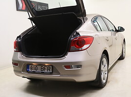 Chevrolet Cruze 2011 y Hatchback