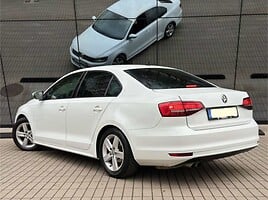 Volkswagen Jetta 2015 y Sedan