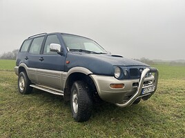 Nissan Terrano 2000 m Visureigis / Krosoveris