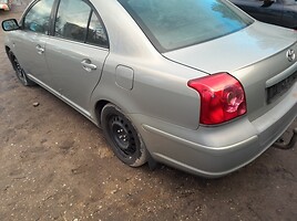 Toyota Avensis 2005 г запчясти