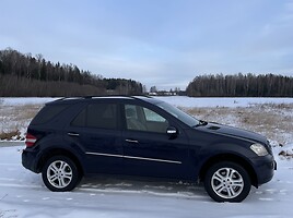 Mercedes-Benz ML 320 2006 г Внедорожник / Кроссовер