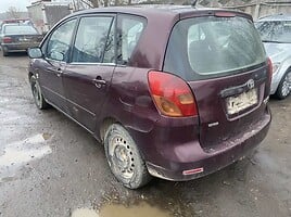 Toyota Corolla Verso Vienatūris 2003