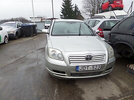 Toyota Avensis Sedanas 2004