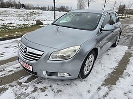 Opel Insignia Universalas 2011