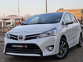 Toyota Verso Vienatūris 2013